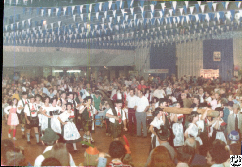 1975 10 12 03 Baltimore Oktoberfest.jpg